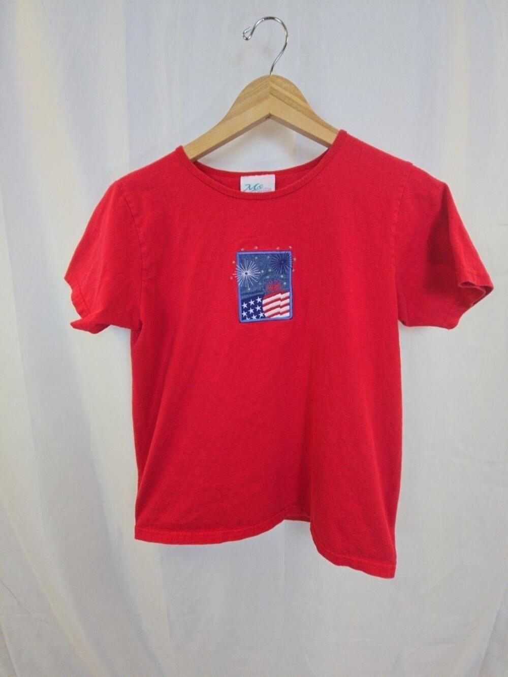 ME Energy Sportswear Shirt Womens Medium Red USA Flag Embroidered Tee Top
